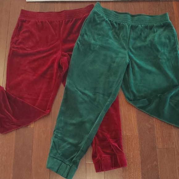wild fable Pants - Two Pair of Wild Fable Velour Women's Joggers in Holiday Cheer Colors